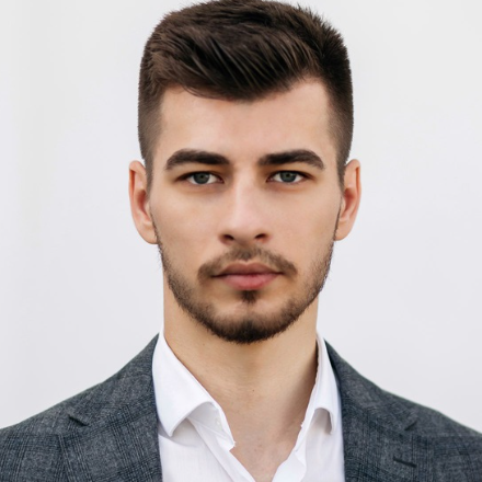 Евгений Милованцев